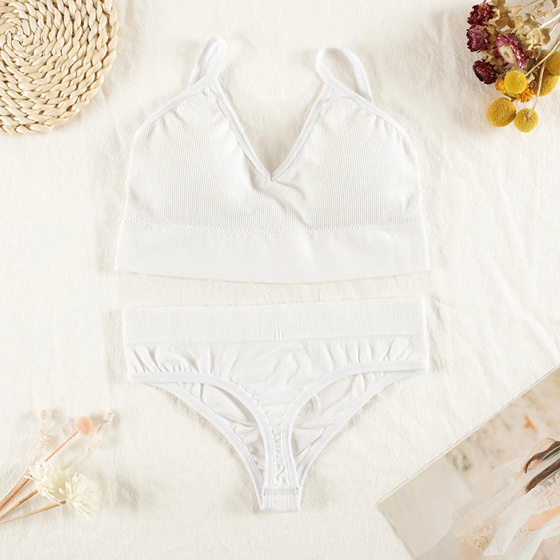 Premium Seamless Bra & Thong Bundle – Comfort meets Elegance