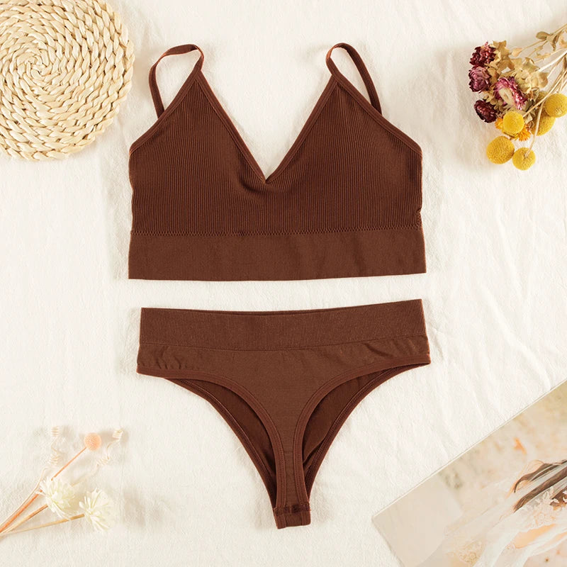 Premium Seamless Bra & Thong Bundle – Comfort meets Elegance